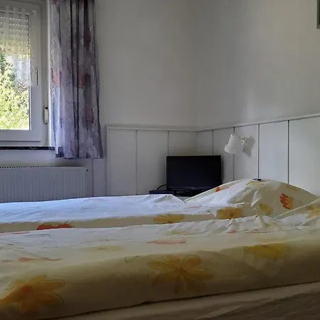 Landgasthof Steuber - Garni Otel Bromskirchen